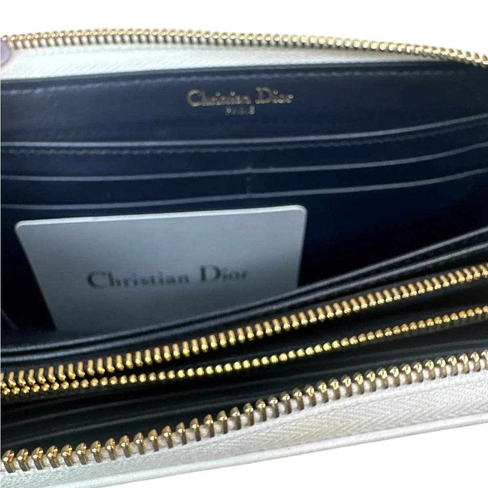 Dior vibe voyager zip wallet